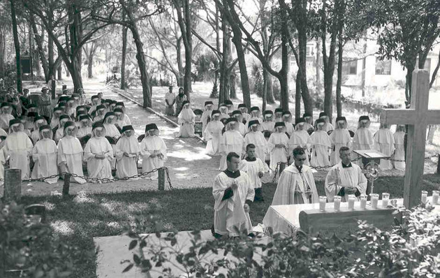 Dominican Sisters celebrating an outdoor Mass at the Our Lady of La Leche Shrine